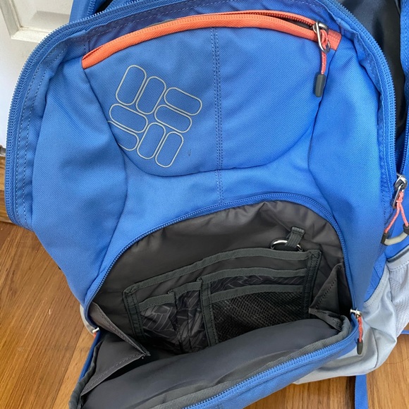 Columbia Rough River Backpack - Picture 8 of 10